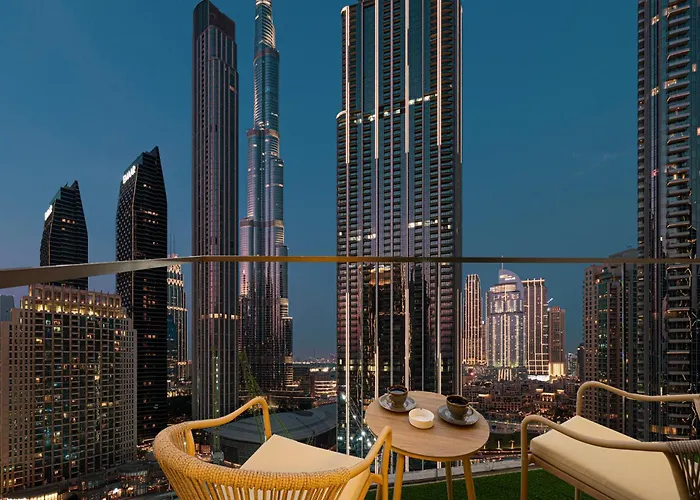 Burj Khalifa Full View