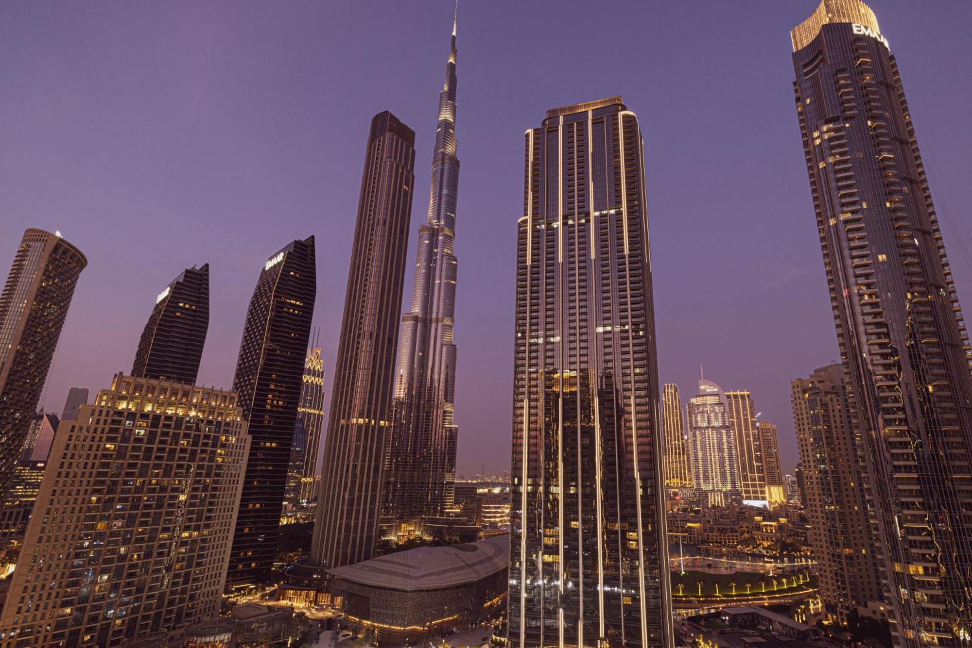 Burj Khalifa Full View * Dubai